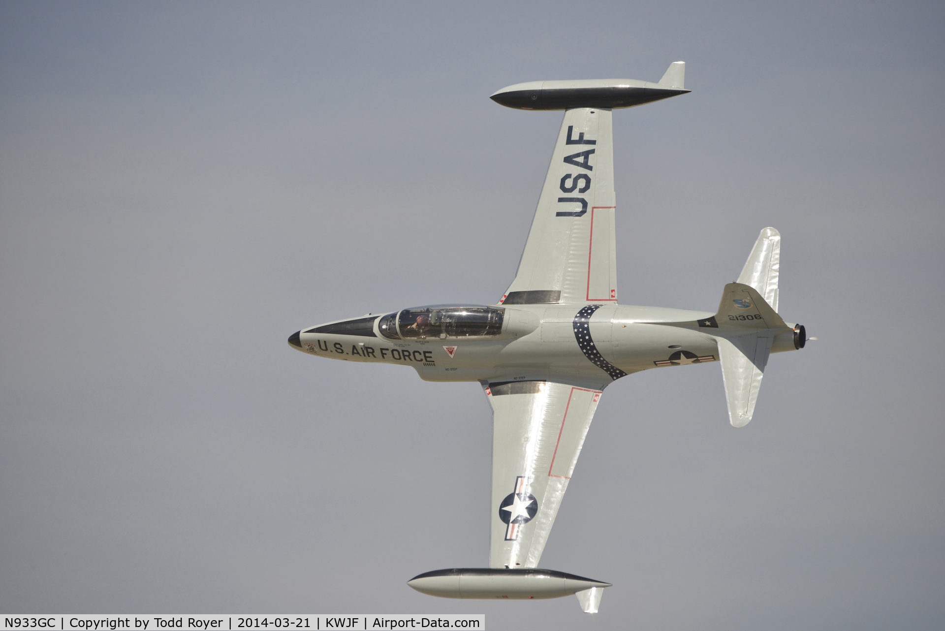 N933GC, 1954 Canadair T-33AN Silver Star 3 C/N T33-306, Flyby at Fox Field