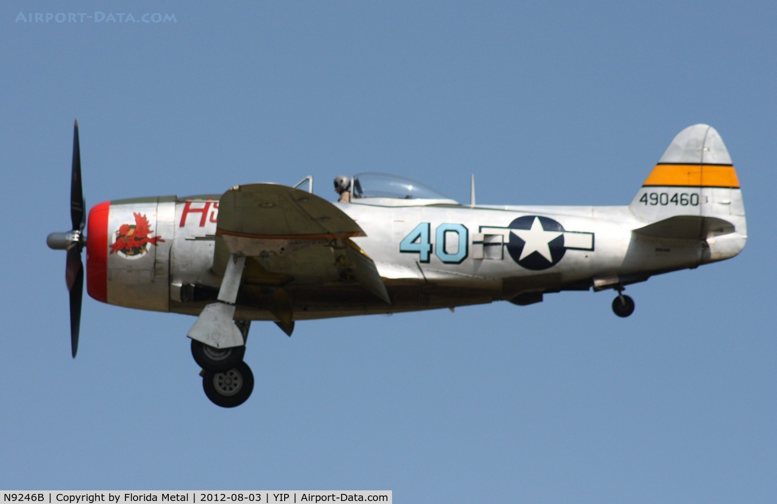 N9246B, 1944 Republic P-47D Thunderbolt C/N 339-55605, Hun Hunter arriving at Thunder Over Michigan