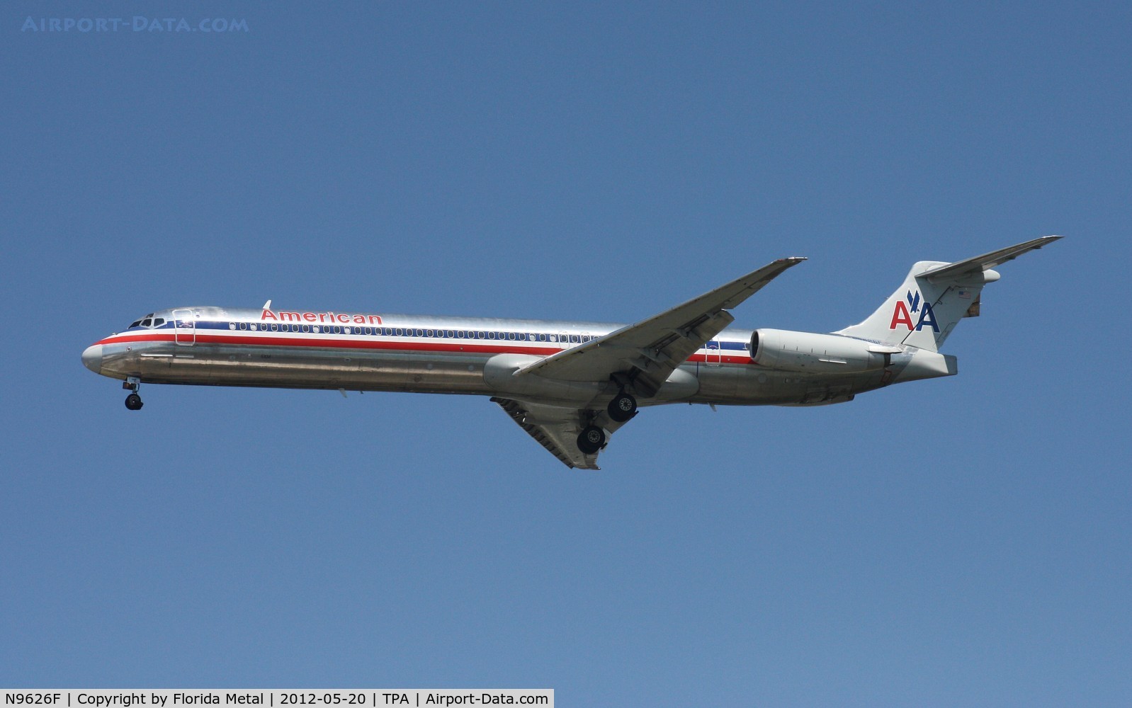 N9626F, 1998 McDonnell Douglas MD-83 (DC-9-83) C/N 53596, American MD-83