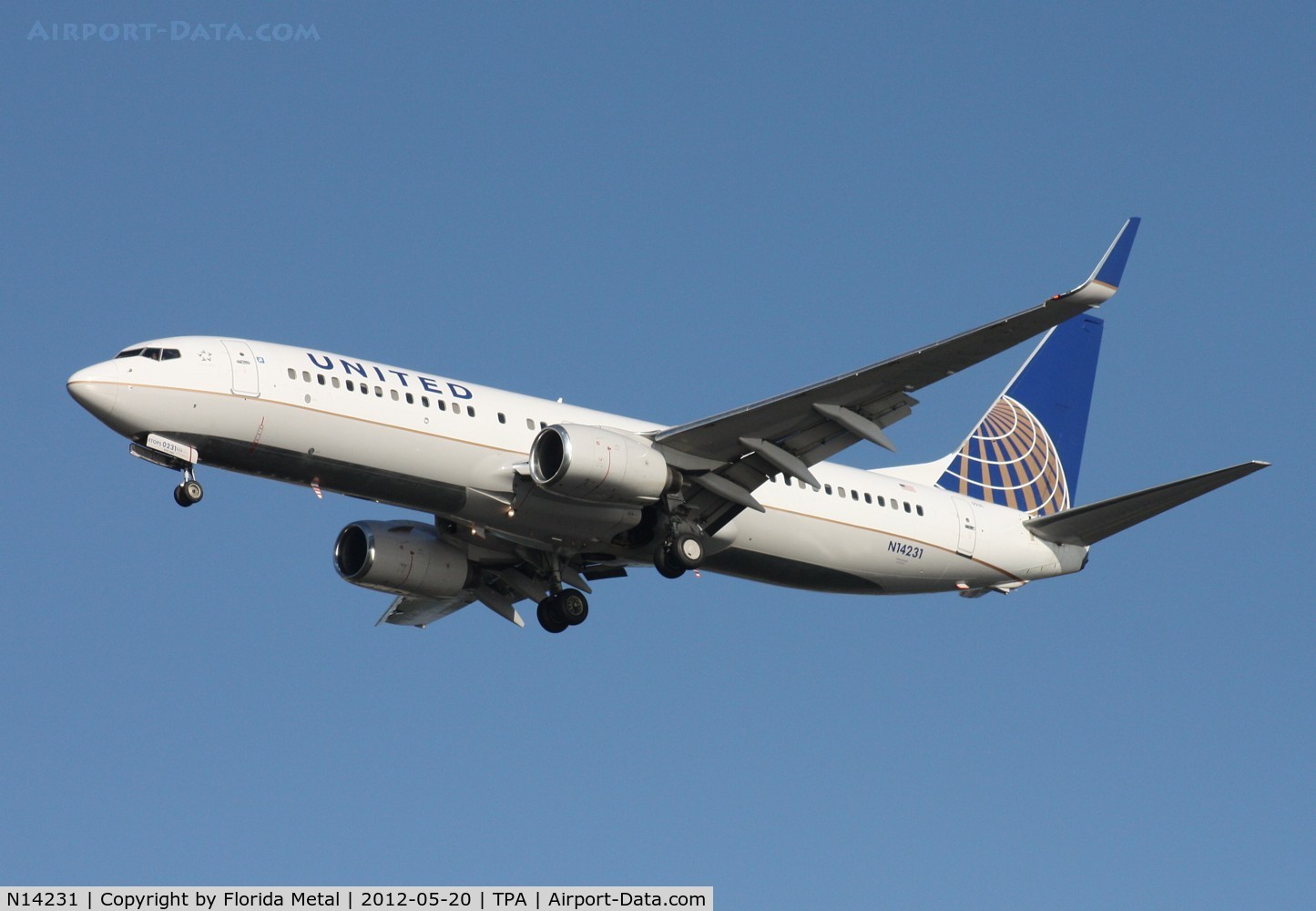 N14231, 1999 Boeing 737-824 C/N 28795, United 737-800