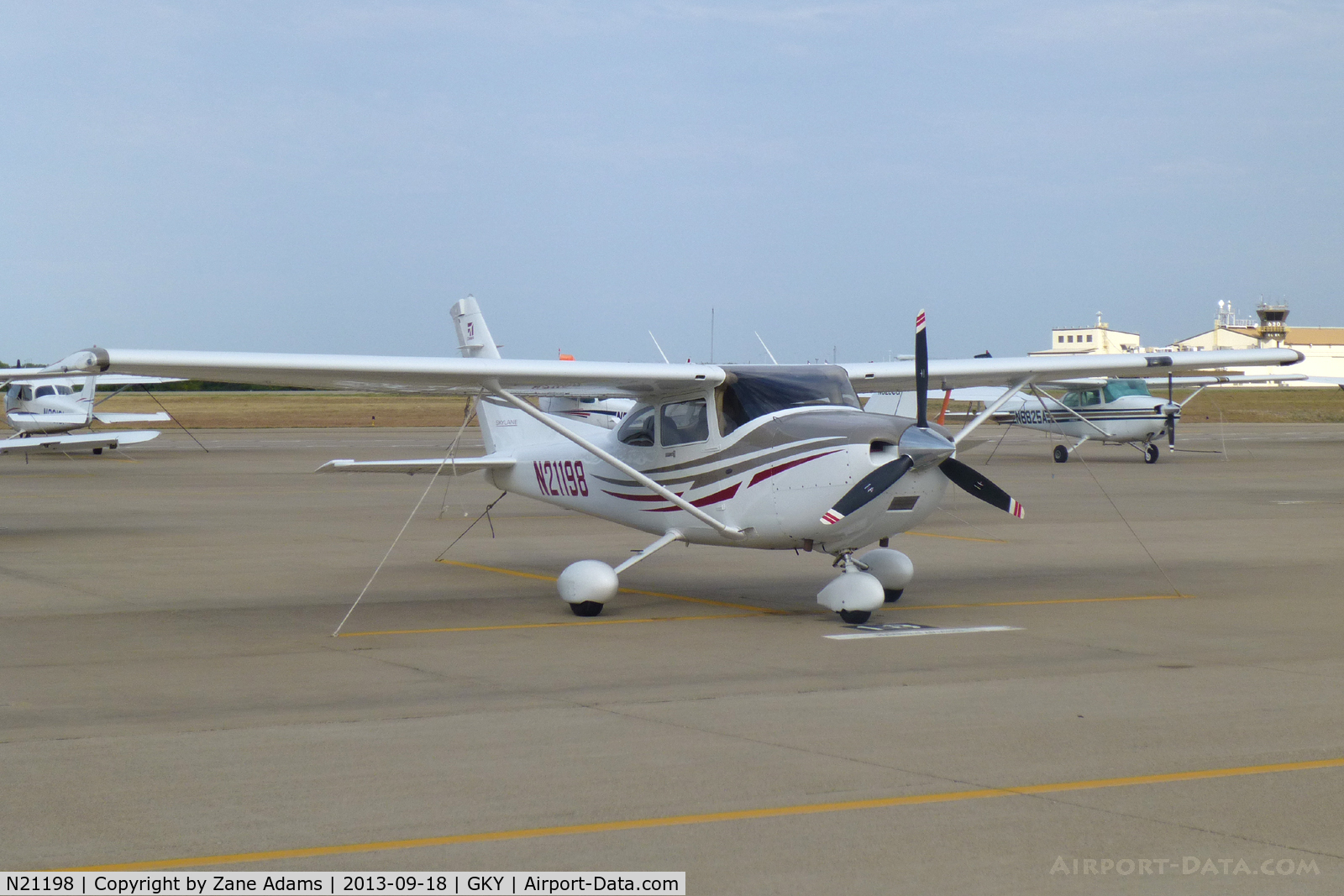 N21198, 2005 Cessna 182T Skylane C/N 18281647, At Arlington Municipal Airport - Arlington, TX