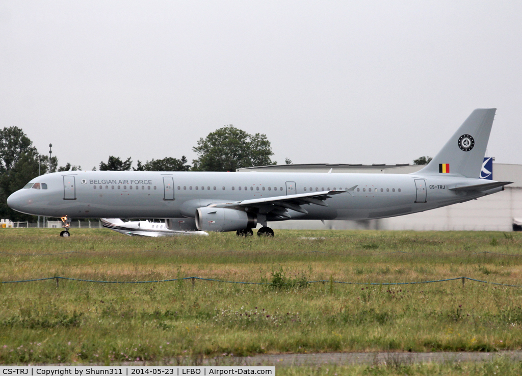 CS-TRJ, 1999 Airbus A321-231 C/N 1004, Ready for take off