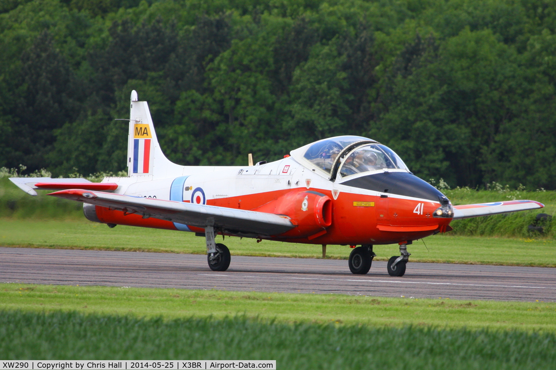 XW290, 1969 BAC 84 Jet Provost T.5A C/N EEP/JP/954, at the Cold War Jets Open Day 2014