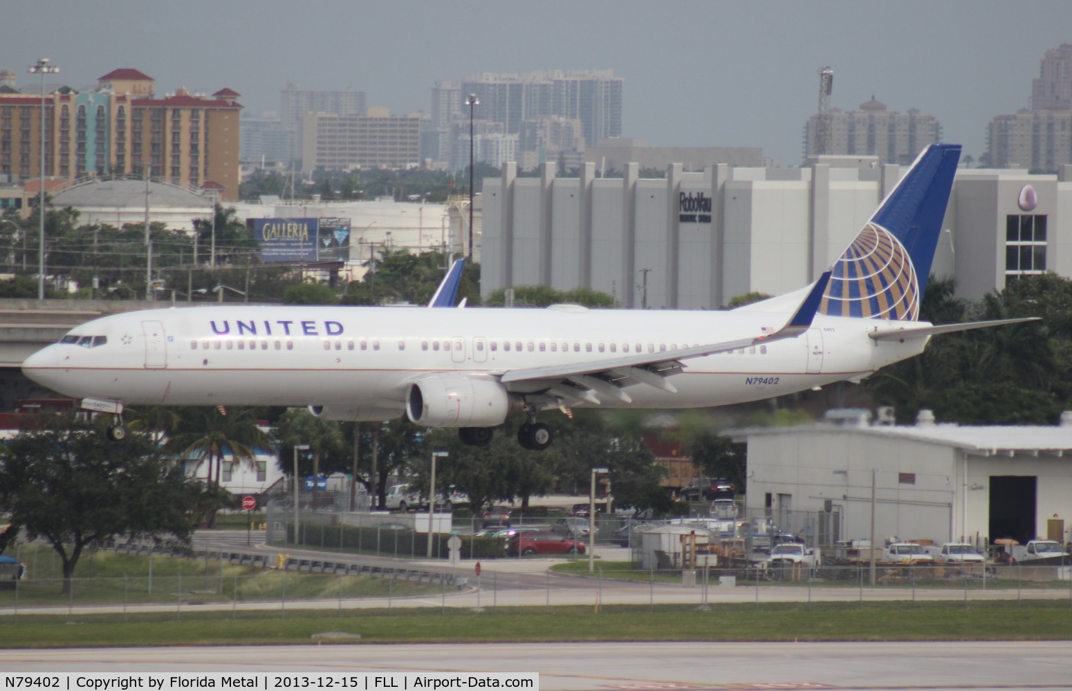 N79402, 2001 Boeing 737-924 C/N 30119, United 737-900