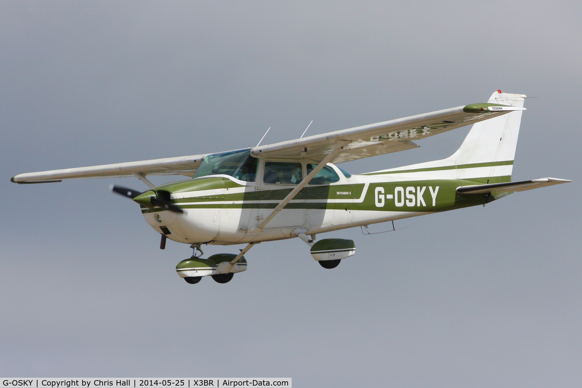G-OSKY, 1976 Cessna 172M C/N 172-67389, visitor at the Cold War Jets Open Day 2014