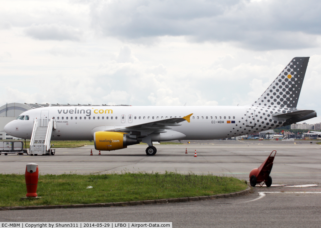 EC-MBM, 2010 Airbus A320-214 C/N 4463, Delivery day... Ex. Air Corsica as F-HDMF