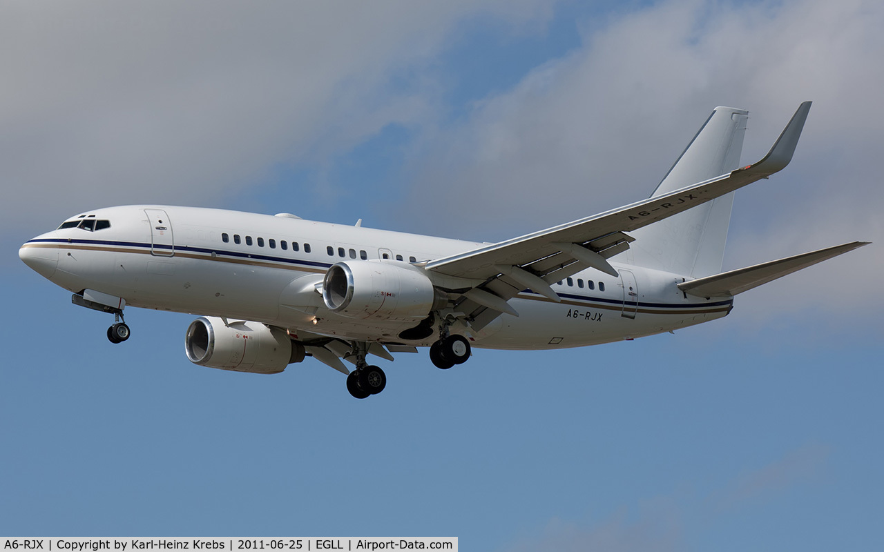 A6-RJX, 1999 Boeing 737-7AK BBJ C/N 29865, Royal Jet