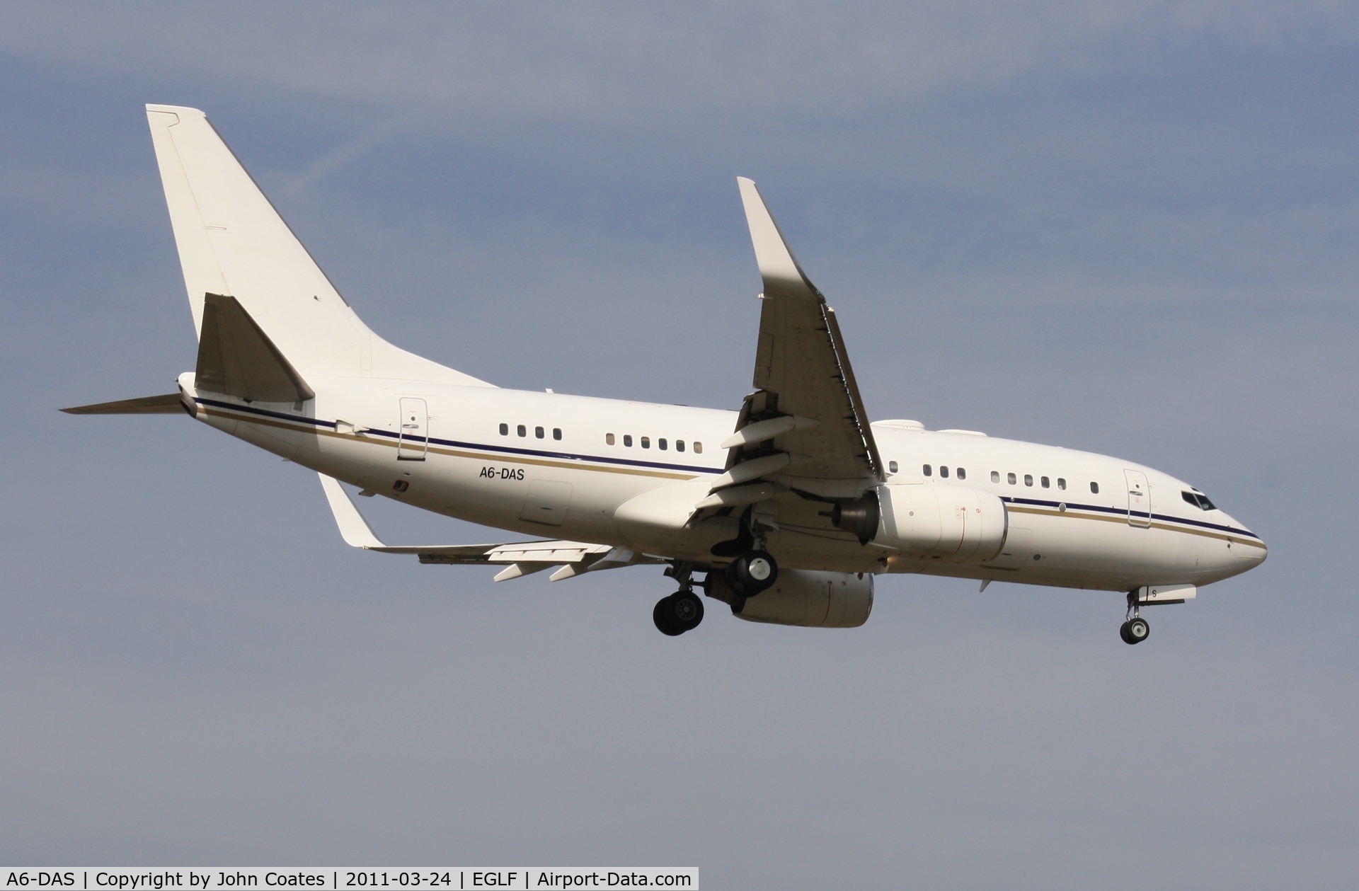 A6-DAS, 2000 Boeing 737-7Z5 BBJ C/N 29858, Arriving 08