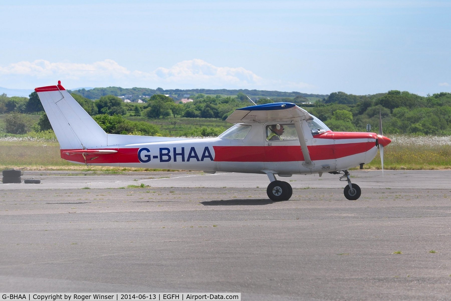 G-BHAA, 1978 Cessna 152 C/N 15281330, Visiting Cessna 152. Previously registered N49809.