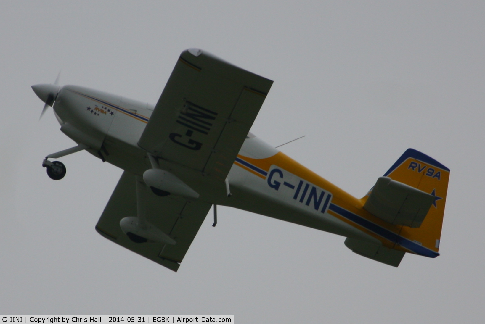 G-IINI, 2004 Vans RV-9A C/N PFA 320-13781, at AeroExpo 2014
