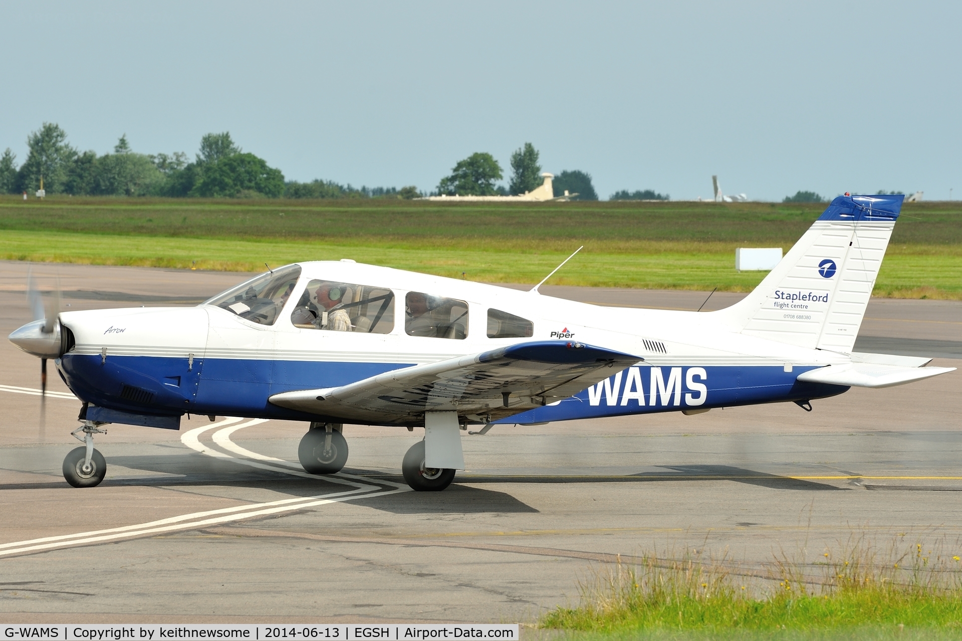 G-WAMS, 2001 Piper PA-28R-201 Cherokee Arrow III C/N 2844050, Midday Visitor.