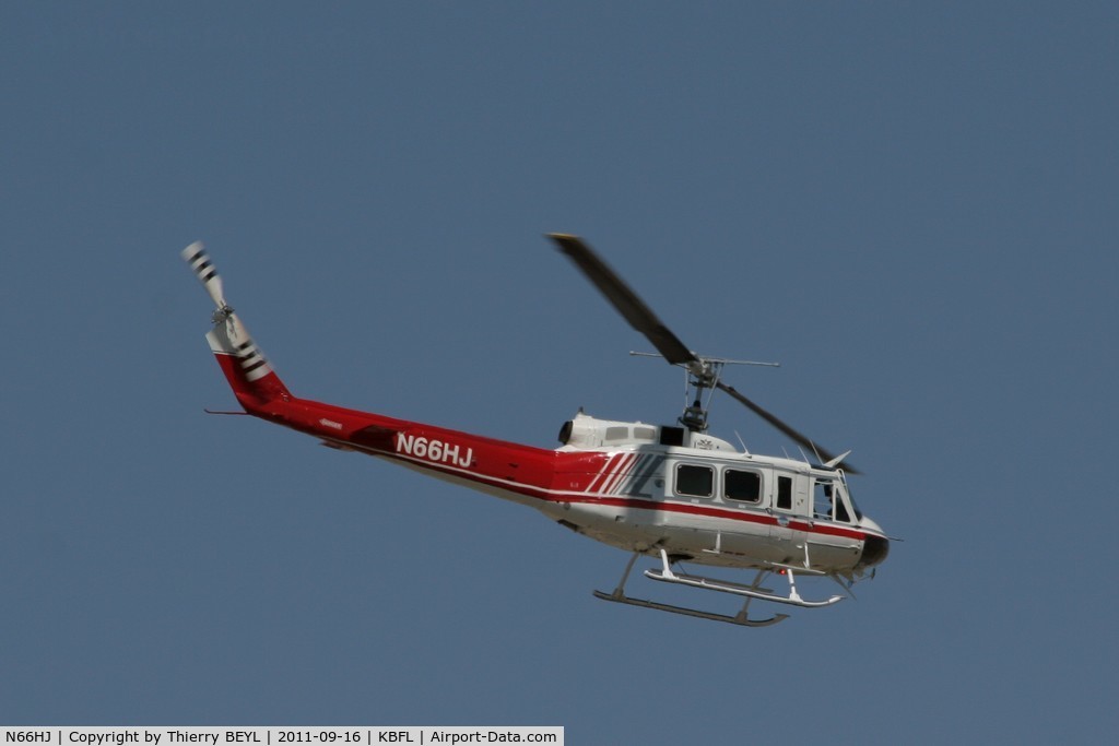 N66HJ, 1976 Bell 205A-1 C/N 30239, Take-off from Bakerfields airport