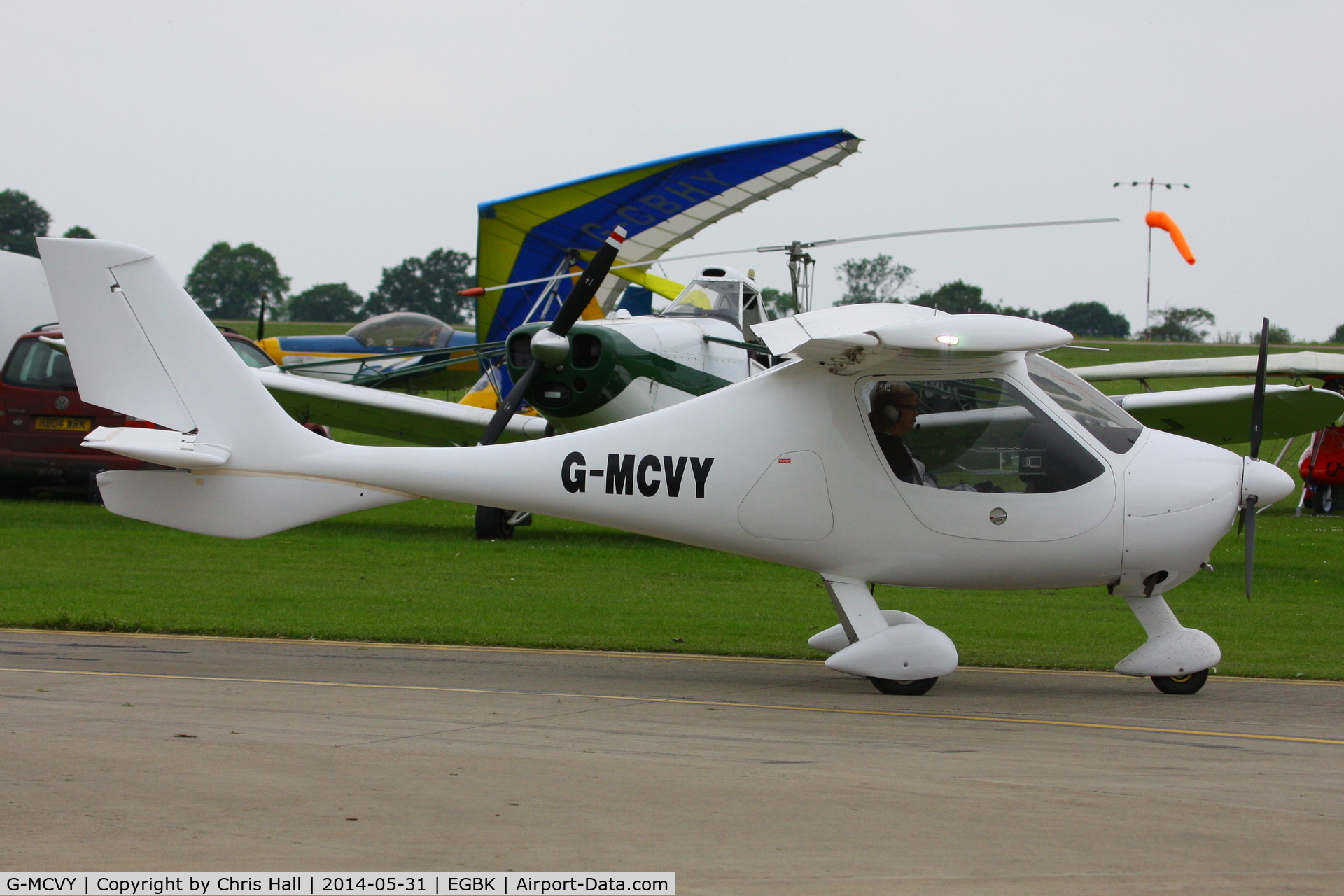 G-MCVY, 2002 Flight Design CT2K C/N 7887, at AeroExpo 2014