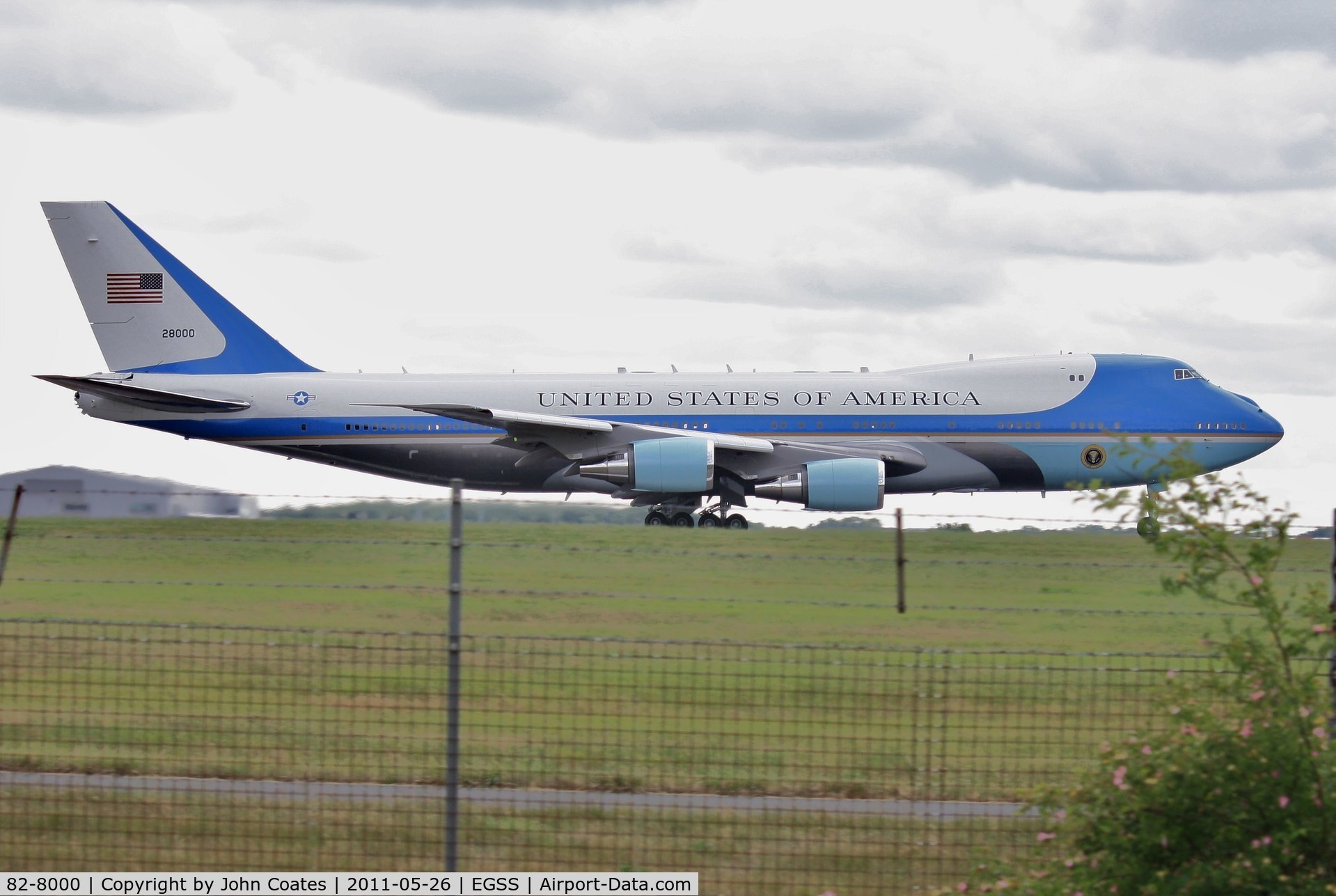 82-8000, 1987 Boeing VC-25A (747-2G4B) C/N 23824, President departing