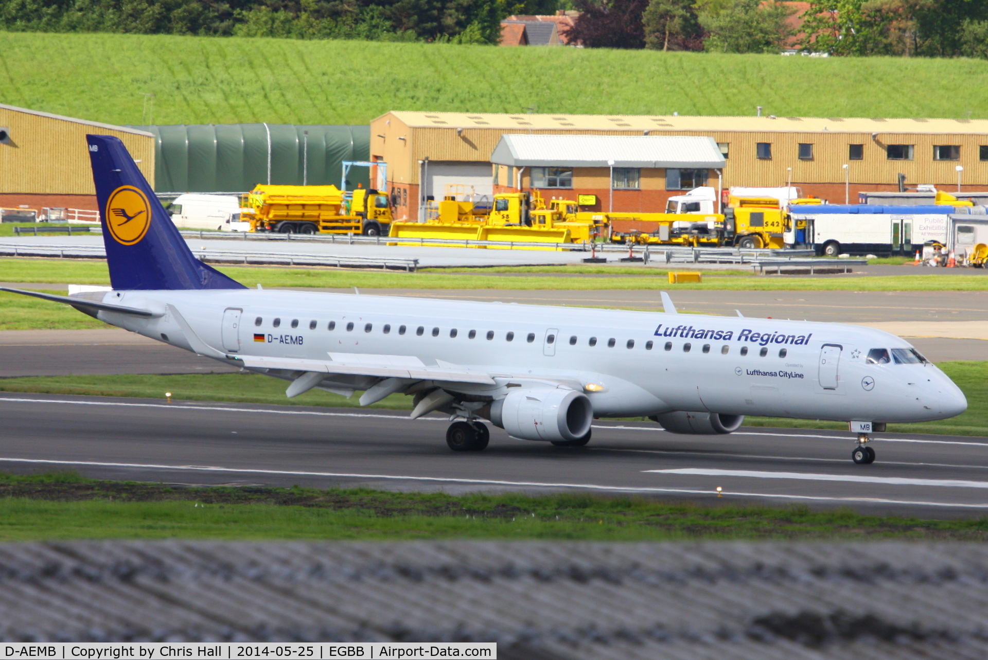 D-AEMB, 2009 Embraer 195LR (ERJ-190-200LR) C/N 19000297, Lufthansa Regional