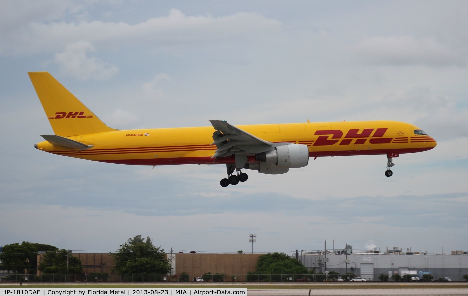 HP-1810DAE, 1999 Boeing 757-27A/PCF C/N 29611, DHL Panama 757-200