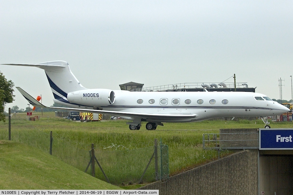 N100ES, 2011 Gulfstream G-VI (G650ER) C/N 6014, Gulfstream Aerospace Corp GVI, c/n: 6014 at Luton
