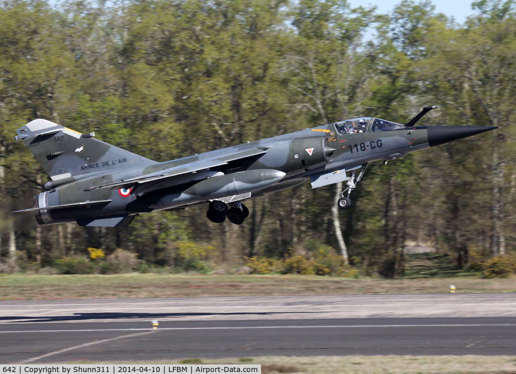642, Dassault Mirage F.1CR C/N 642, Reece Meet 2014 participant... Re-coded as 118-CG