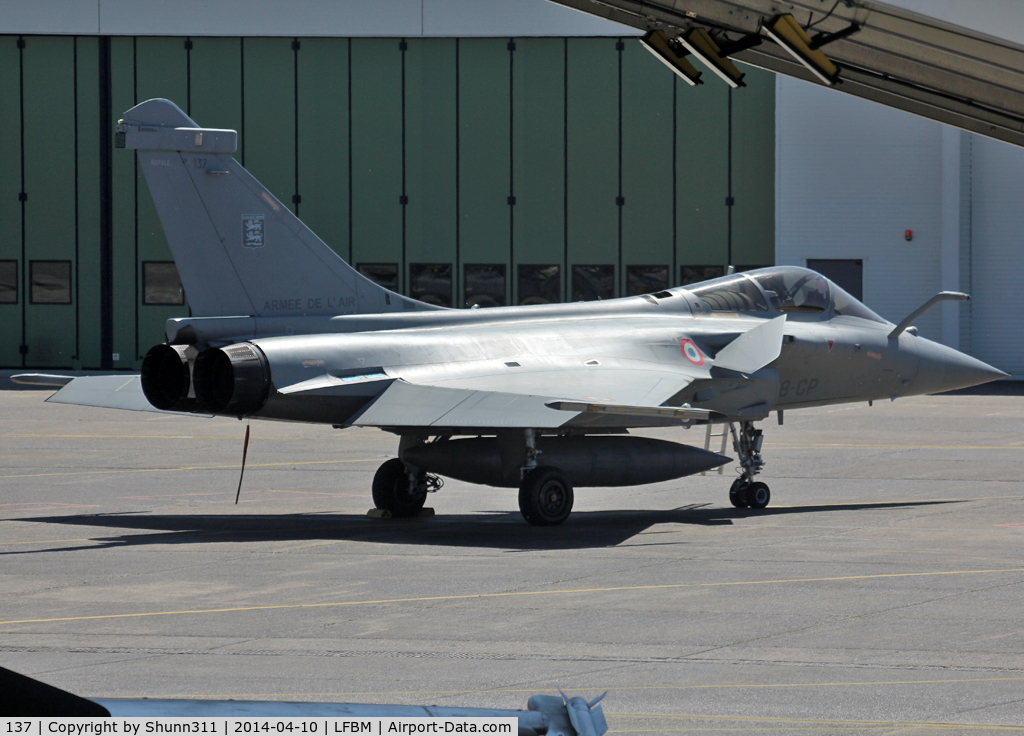 137, Dassault Rafale C C/N 137, Reece Meet 2014 participant...