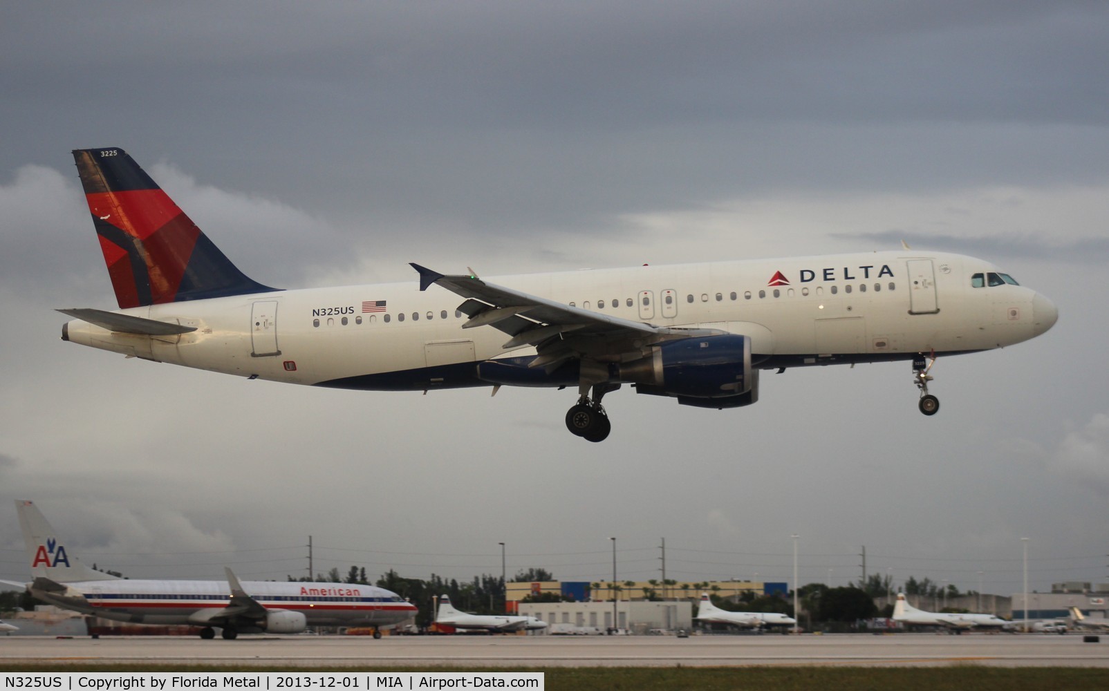 N325US, 1992 Airbus A320-211 C/N 281, Delta A320