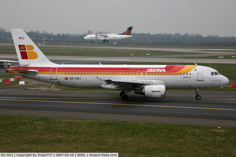 EC-HUJ, 2000 Airbus A320-214 C/N 1292, Airbus 320 Iberia
