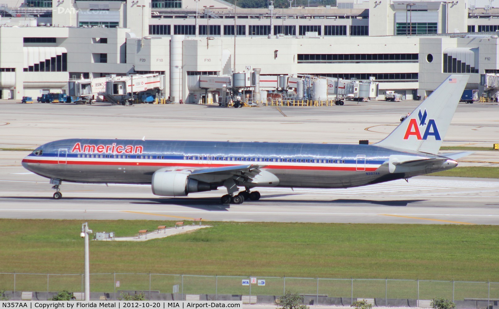 N357AA, 1988 Boeing 767-323 C/N 24038, American 767-300