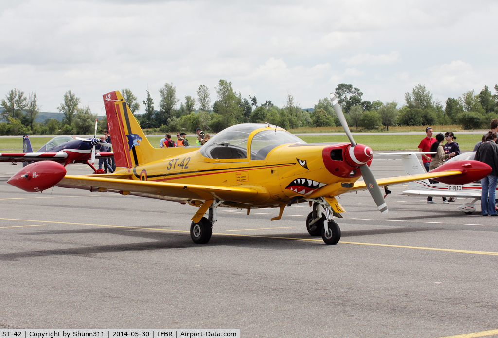 ST-42, 1992 SIAI-Marchetti SF-260D C/N 842, Participant of the Muret AirExpo Airshow 2014