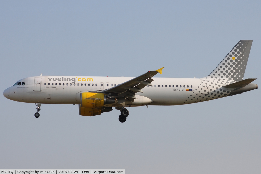 EC-JTQ, 2006 Airbus A320-214 C/N 2794, Landing