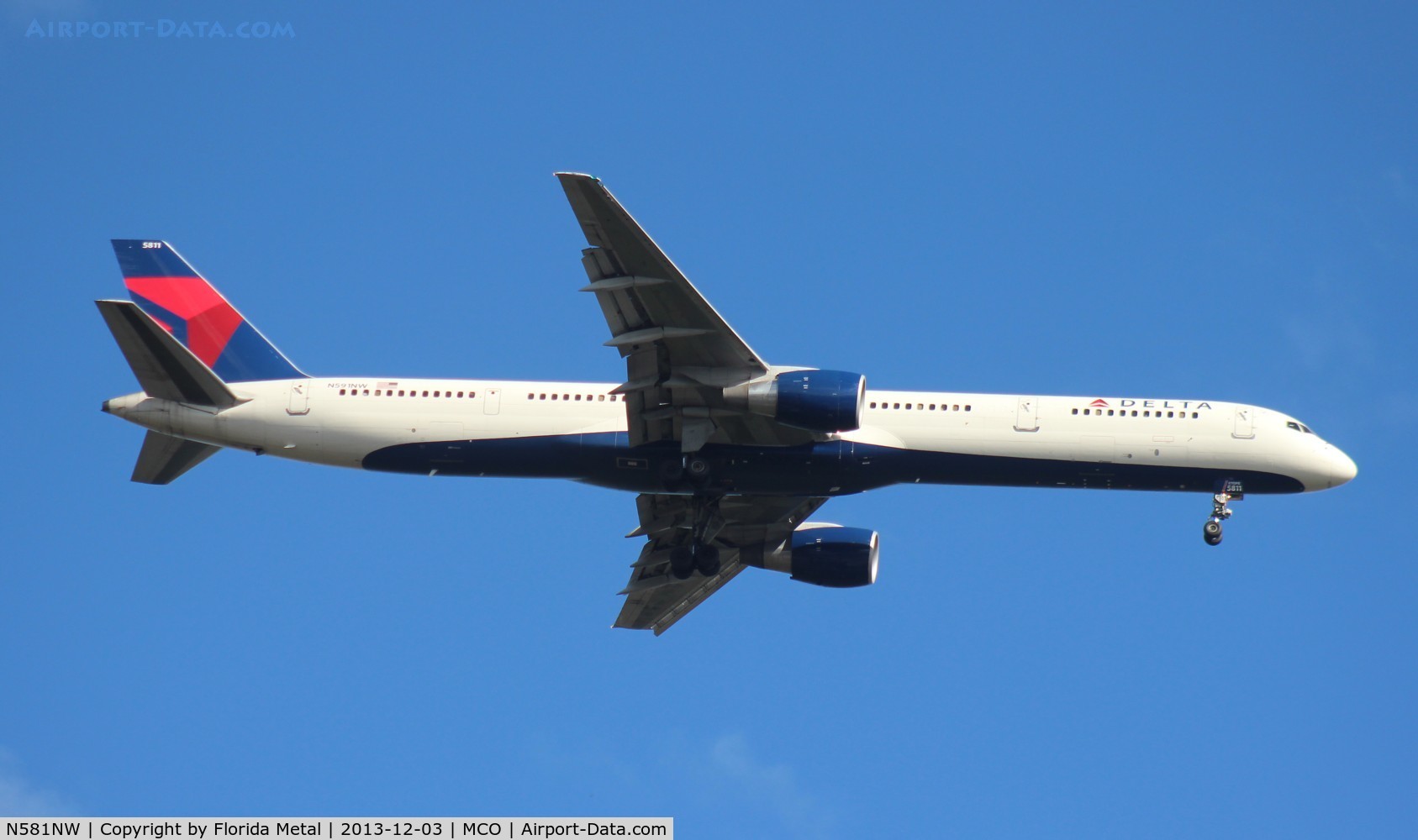 N581NW, 2002 Boeing 757-351 C/N 32982, Delta 757-300