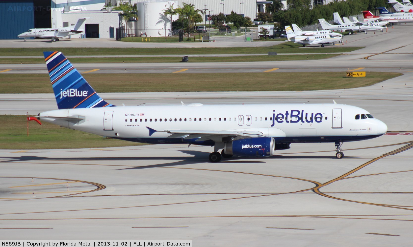 N589JB, 2004 Airbus A320-232 C/N 2215, Jet Blue A320