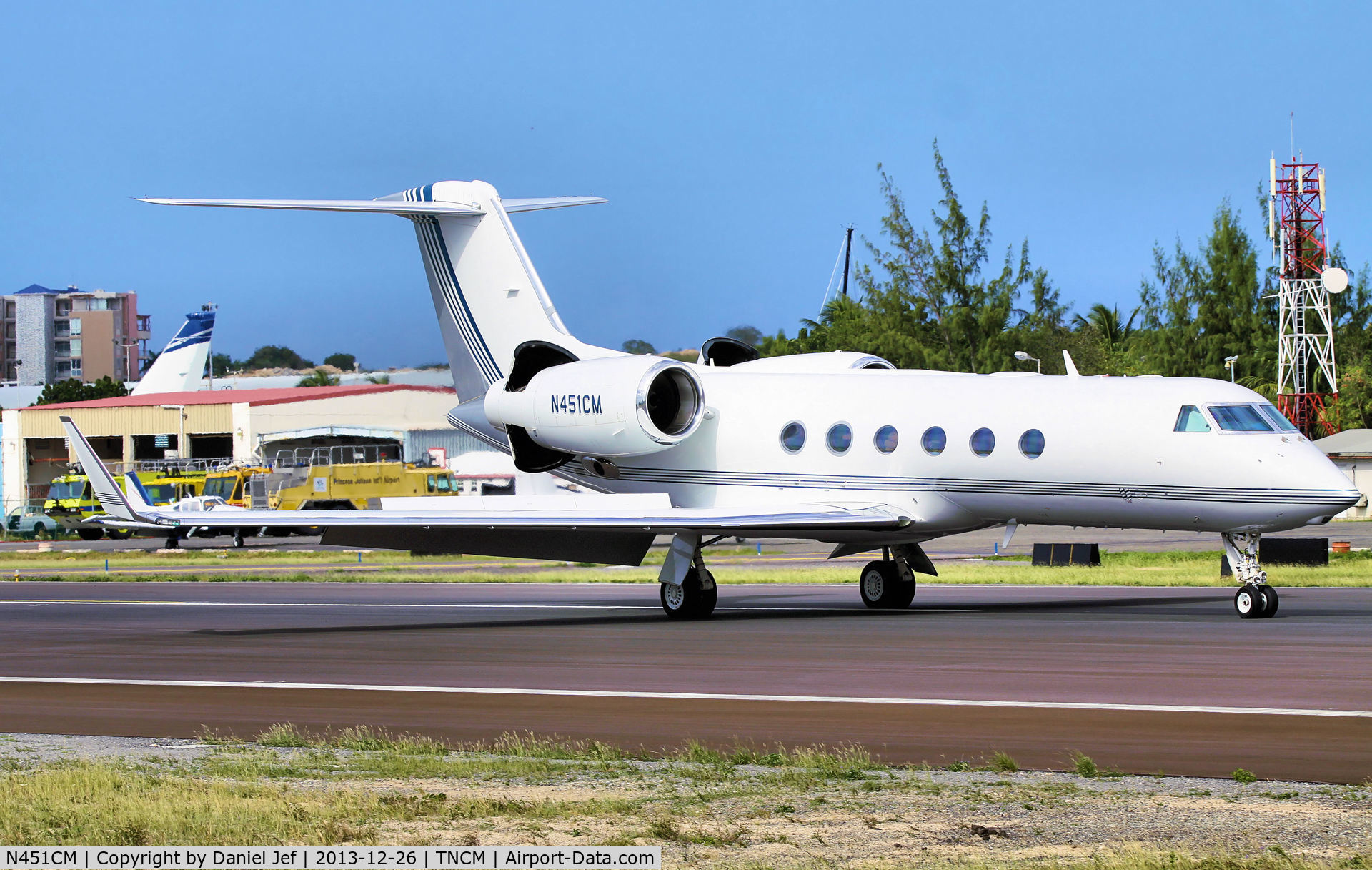 N451CM, 2005 Gulfstream Aerospace GIV-X (G450) C/N 4024, N451CM