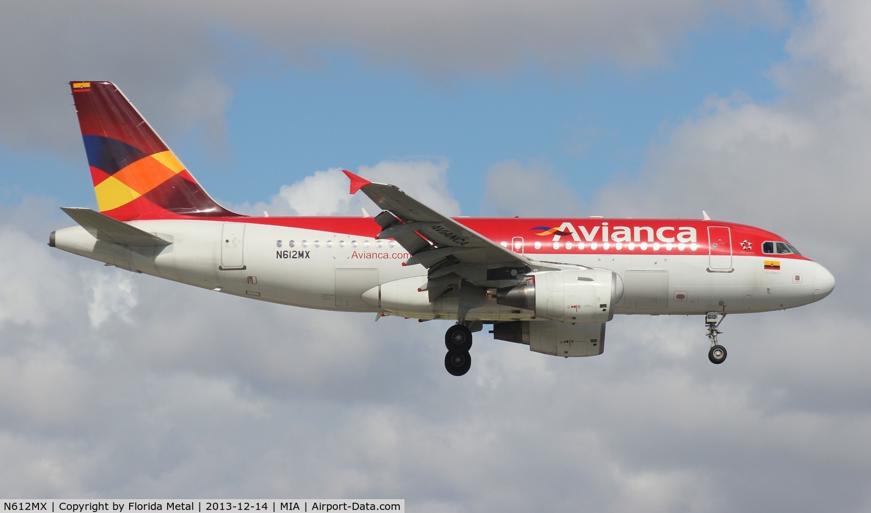 N612MX, 2001 Airbus A319-112 C/N 1612, Avianca A319