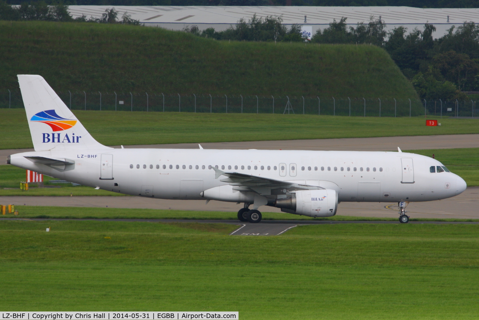 LZ-BHF, 1999 Airbus A320-214 C/N 1087, Balkan Holidays Air