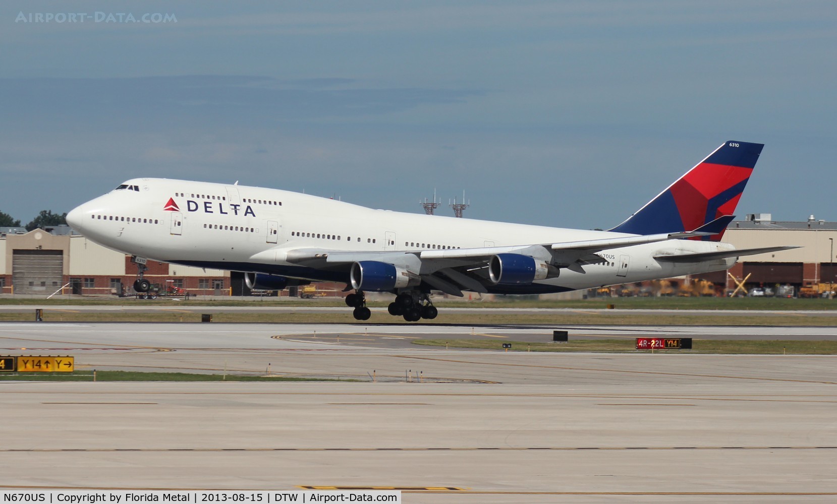 N670US, 1990 Boeing 747-451 C/N 24225, Delta 747-400