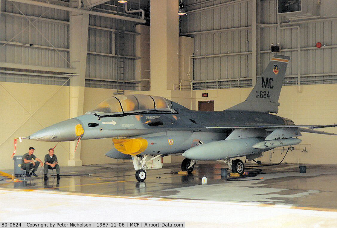 80-0624, 1980 General Dynamics F-16B Fighting Falcon C/N 62-66, F-16B Fighting Falcon of 61st Tactical Fighter Training Squadron/56th Tactical Training Wing at MacDill AFB in November 1987.