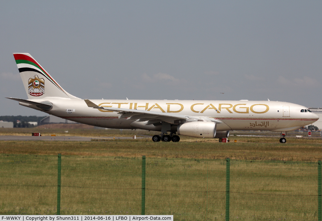 F-WWKY, 2014 Airbus A330-243F C/N 1524, C/n 1524 - To be A6-DCD
