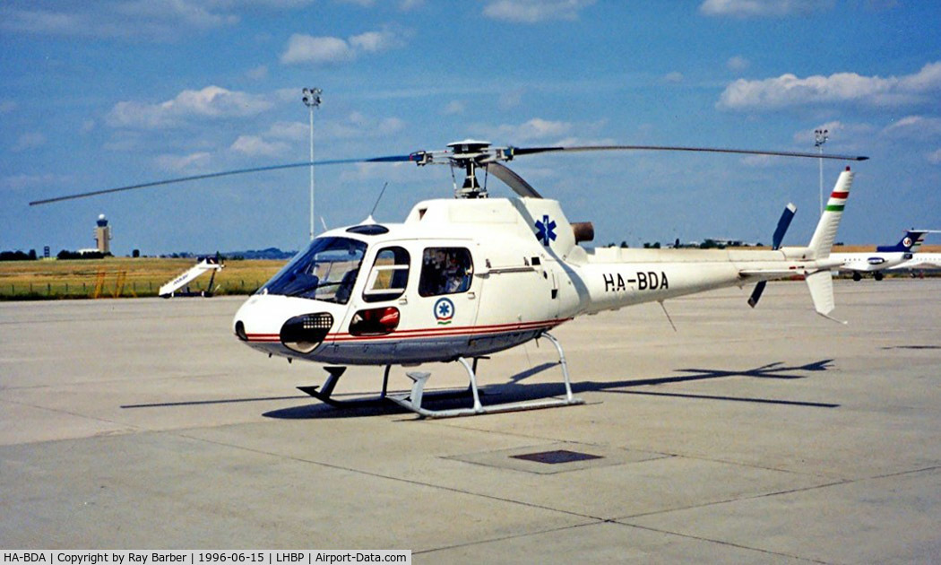 HA-BDA, 1991 Aerospatiale AS-350B Ecureuil C/N 2472, Aerospatiale AS.350B-2 Ecureuil [2472] Budapest-Ferihegy~HA 15/06/1996