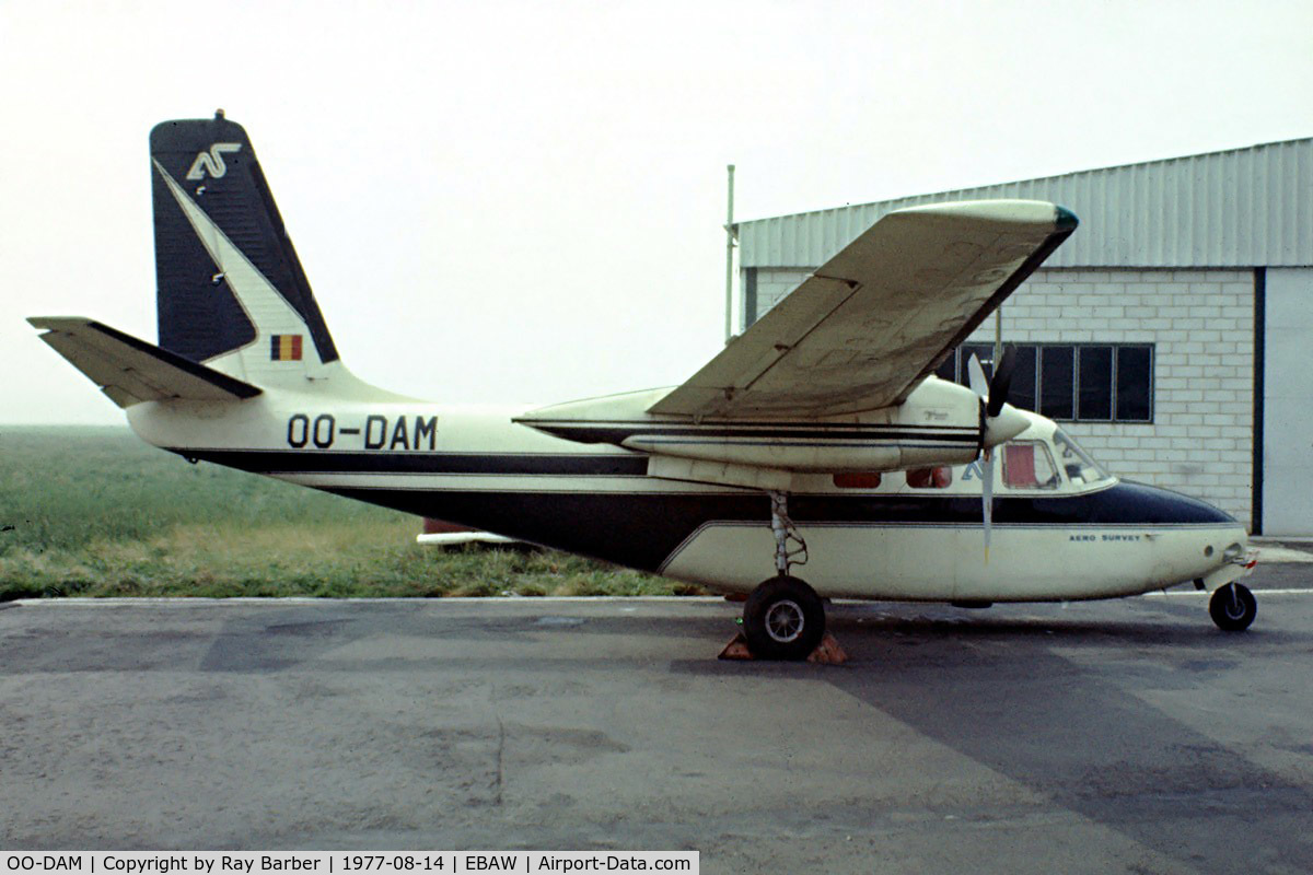 OO-DAM, 1960 Aero Commander 500B Commander C/N 893-1, Aero Commander 500B [893-1] Antwerp-Deurne~OO 14/08/1977.From a slide.