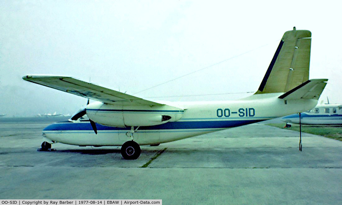 OO-SID, Aero Commander 680E Commander C/N 357-46, Aero Commander 680 [357-46] Antwerp-Deurne~OO 14/08/1977. From a slide.