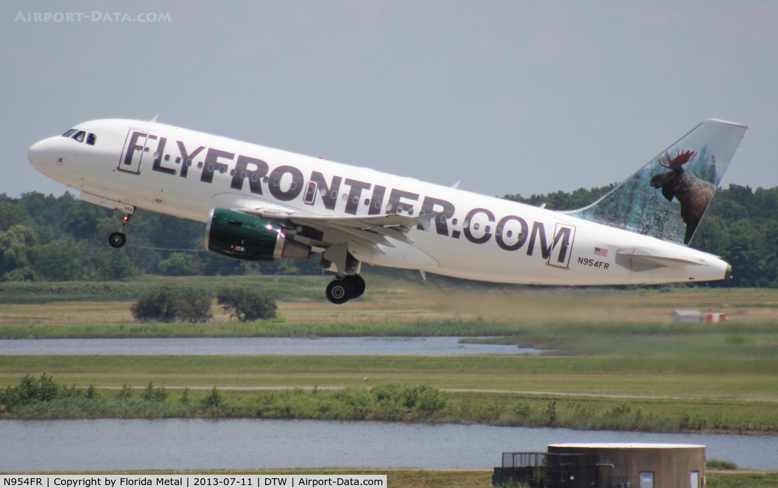 N954FR, 2002 Airbus A319-112 C/N 1786, Mickey the Moose A319 Frontier