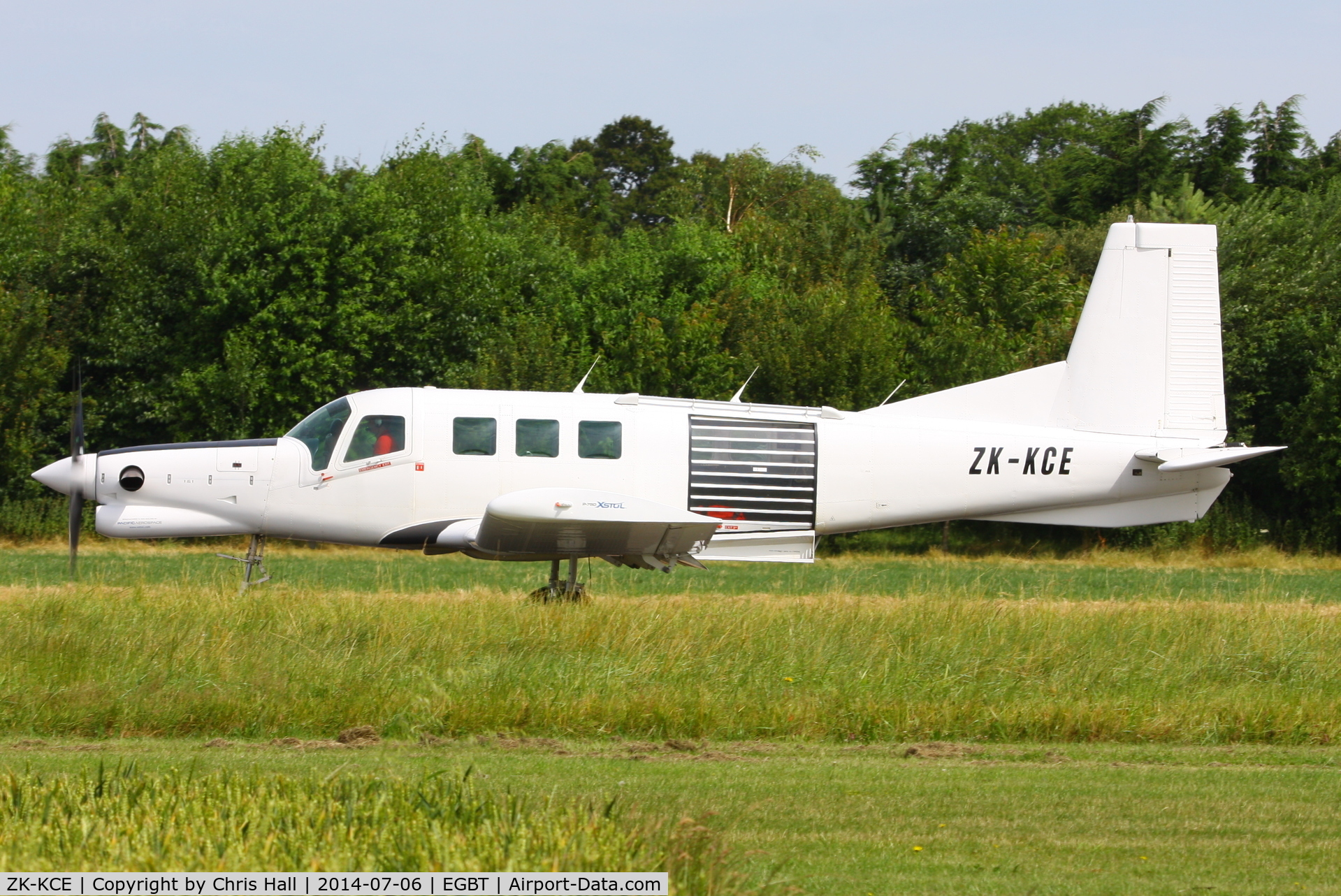 ZK-KCE, 2012 Pacific Aerospace 750XL C/N 185, departing back to Hinton in the Hedges
