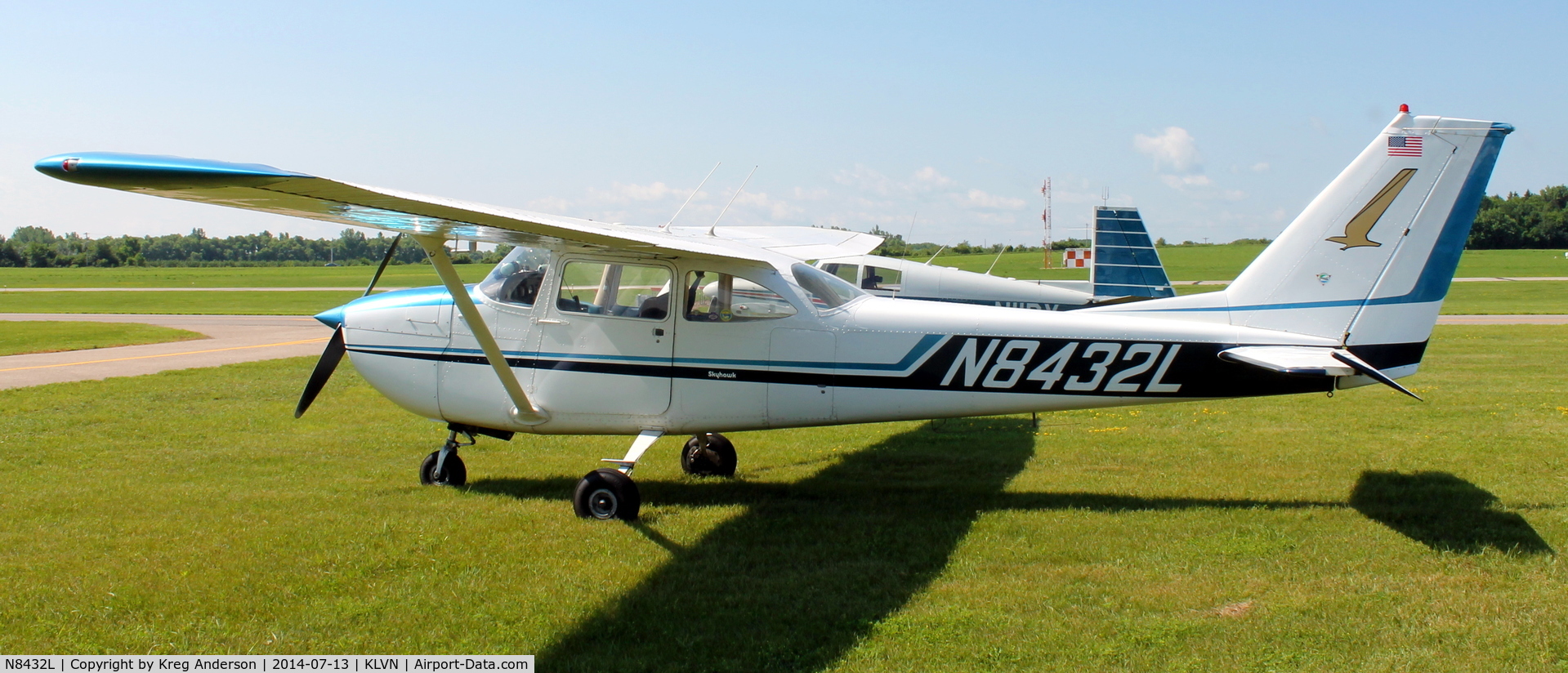 N8432L, 1968 Cessna 172I C/N 17256632, 2014 Airlake Fly-in Breakfast