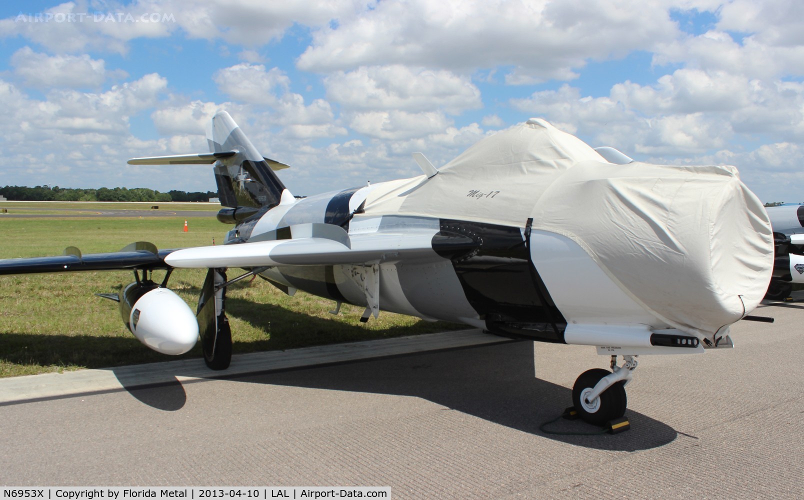 N6953X, PZL-Mielec Lim-6 (MiG-17) C/N 1J0511, Black Diamond Mig 17