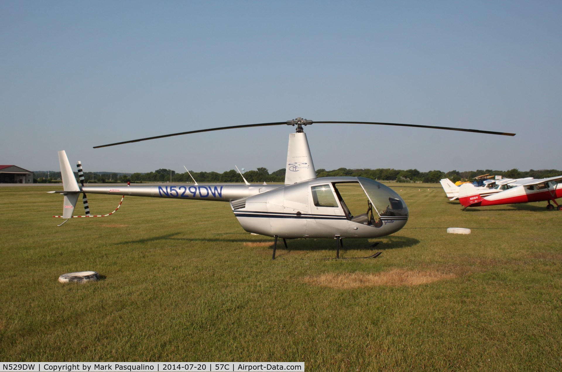 N529DW, 2001 Robinson R44 Clipper II C/N 1109, Robinson R44