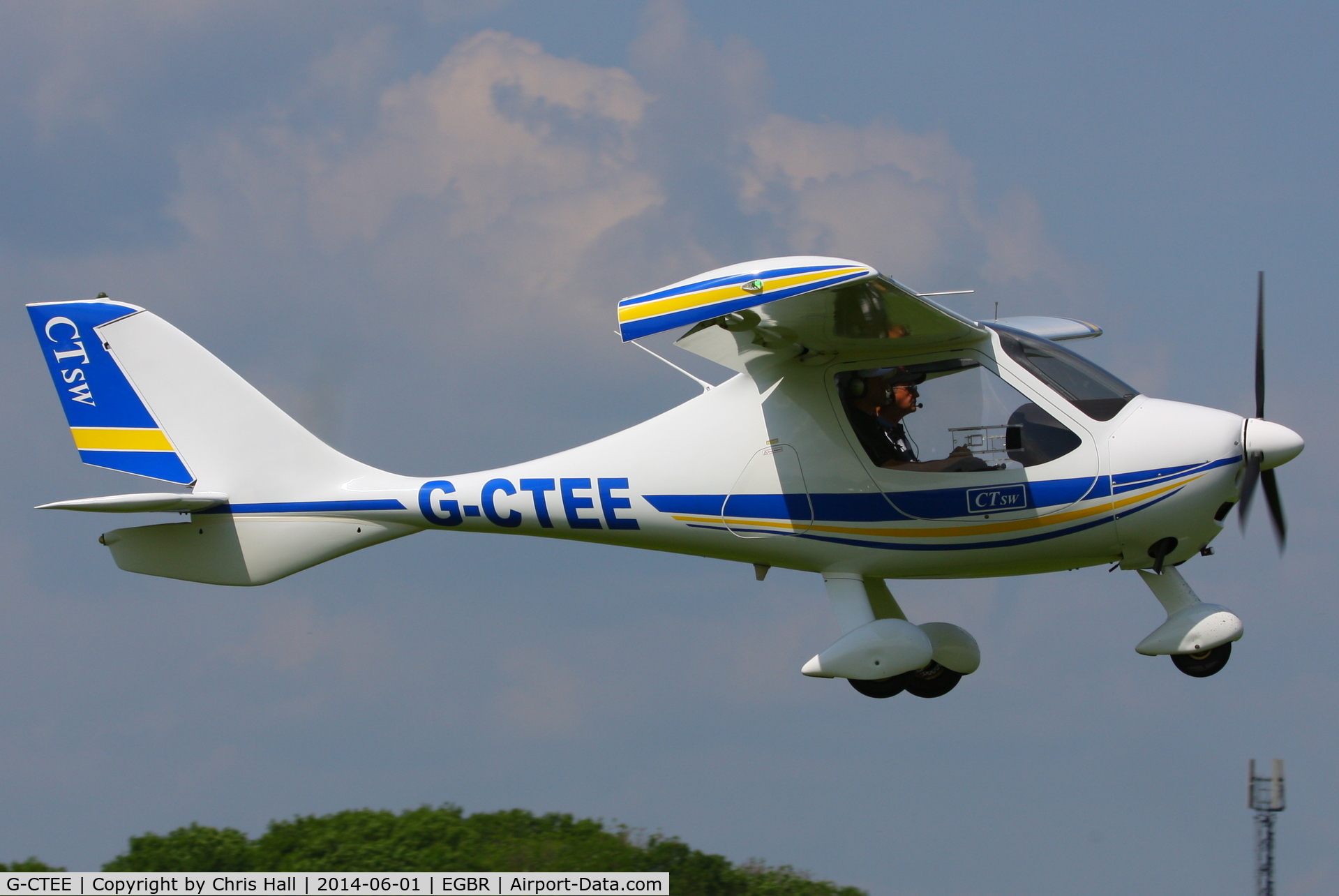 G-CTEE, 2007 Flight Design CTSW C/N 8269, at Breighton's Open Cockpit & Biplane Fly-in, 2014