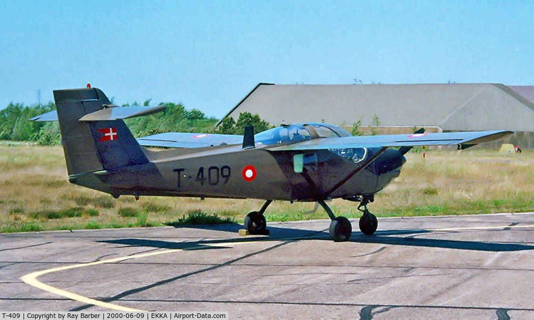 T-409, Saab T-17 Supporter C/N 15-209, Saab MFI-17 Supporter [15-209] (Danish Air Force) Karup~OY 09/06/2000