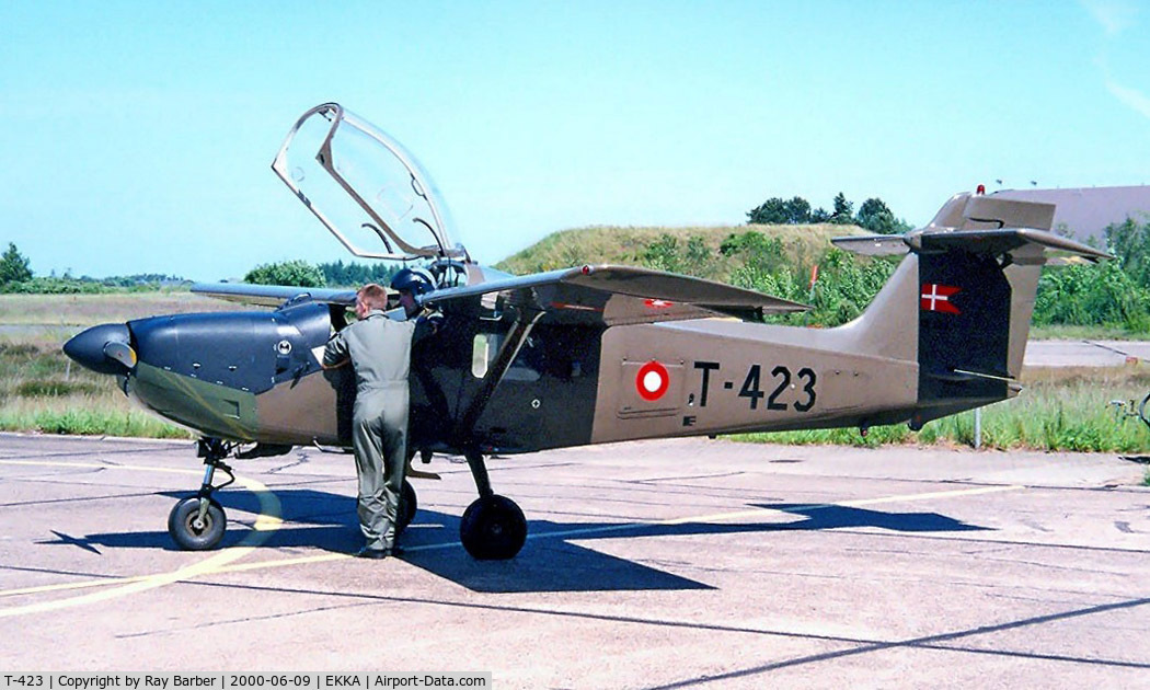 T-423, Saab T-17 Supporter C/N 15-223, Saab MFI-17 Supporter [15-223] (Danish Air Force) Karup~OY 09/06/2000