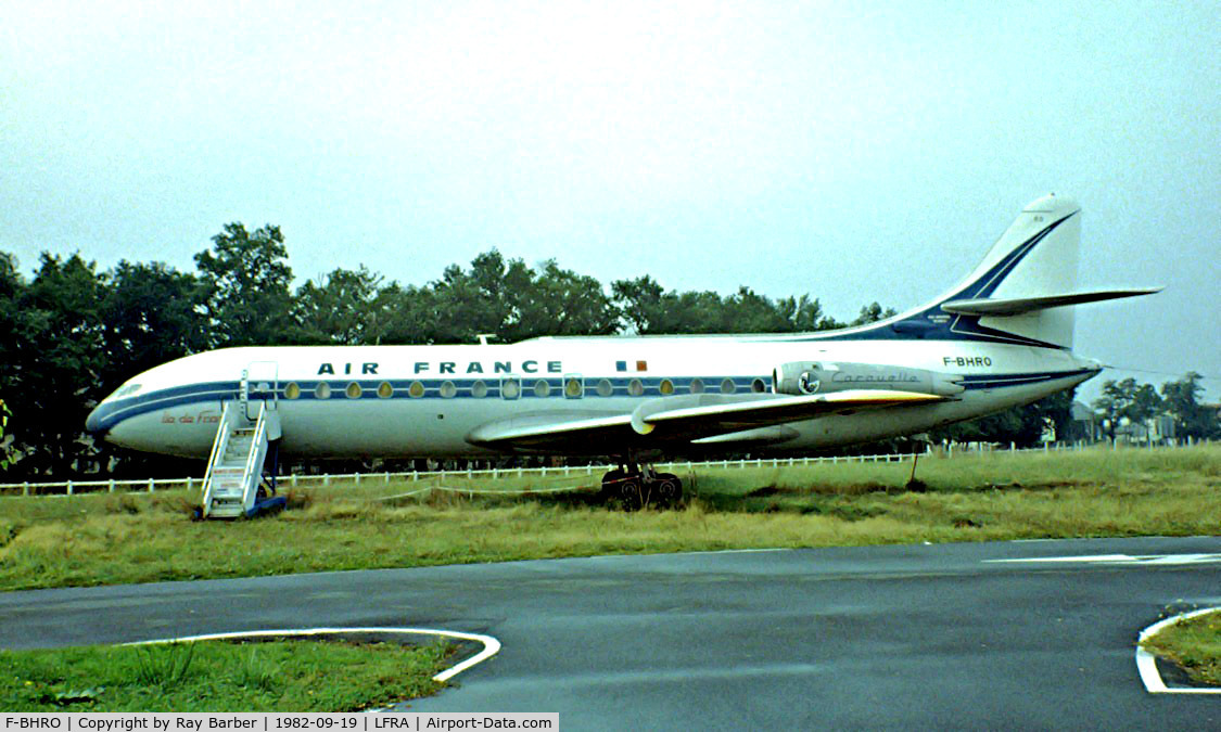 F-BHRO, 1960 Sud Aviation SE-210 Caravelle III C/N 41, Sud Aviation SE.210 Caravelle III [041] (Air France) Angers-Avrille~F 19/09/1982. From a slide.