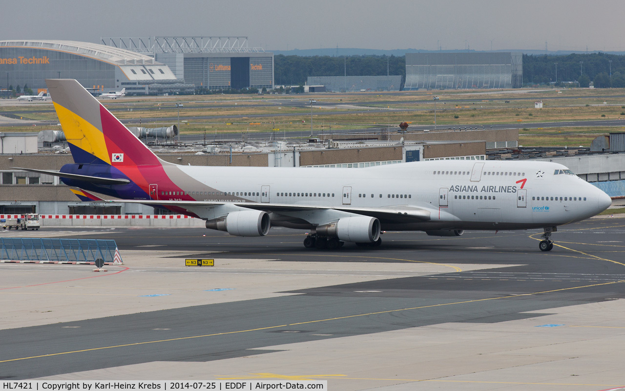 HL7421, 1996 Boeing 747-48EM C/N 25784, Asiana Airlines