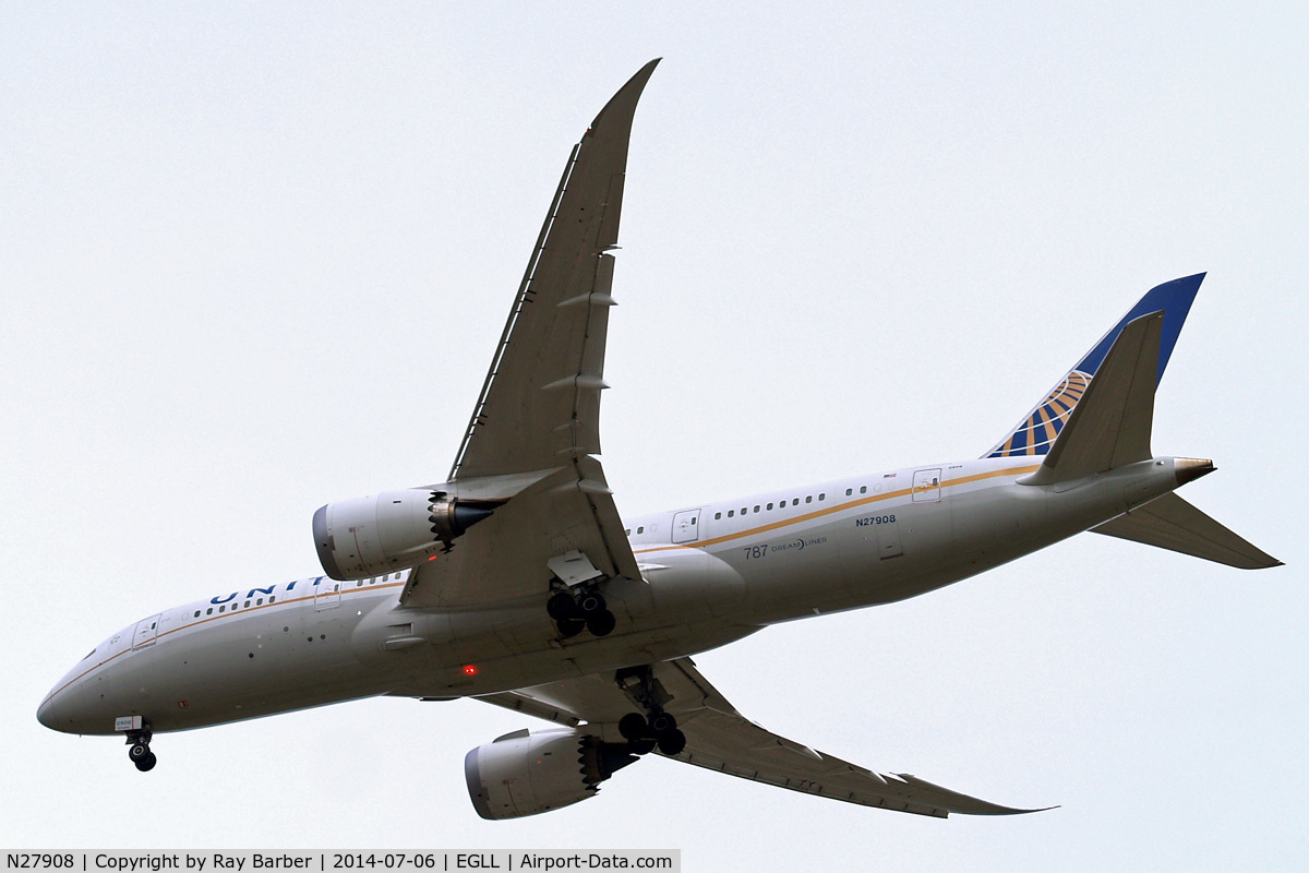 N27908, 2013 Boeing 787-8 Dreamliner C/N 36400, Boeing 787-8 Dream Liner [36400] (United Airlines) Home~G 06/07/2014. On approach 27R.